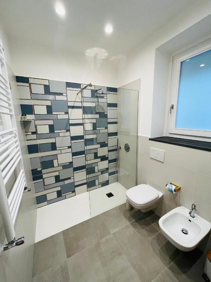 Flavia'S Lemons Bed & Breakfast Sorrento Bagian luar foto
